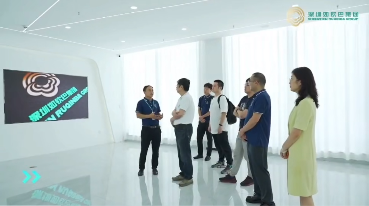 Chuyến thăm của kh&aacute;ch h&agrave;ng