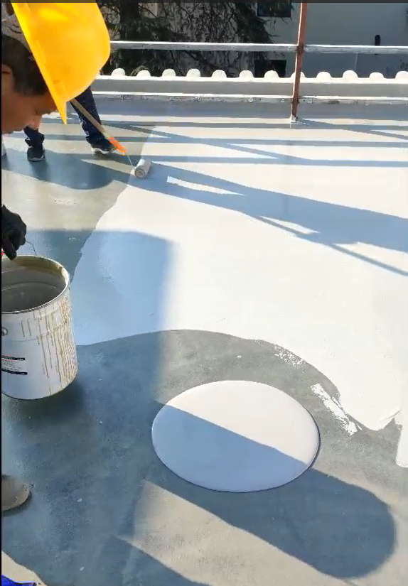 H&igrave;nh ảnh c&ocirc;ng trường thi c&ocirc;ng polyaspartic polyurea