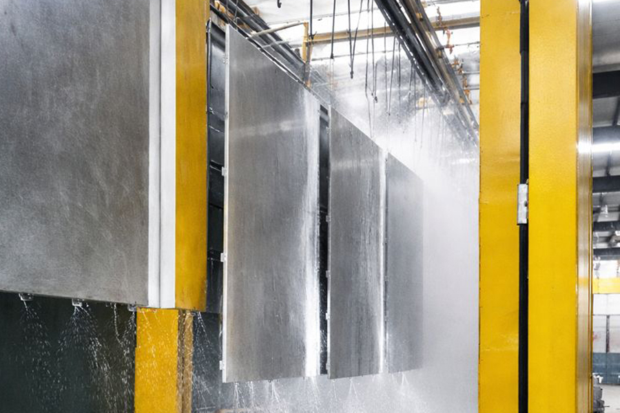 H&igrave;nh ảnh quy tr&igrave;nh phun kim loại l&agrave;m sạch nh&agrave; xưởng